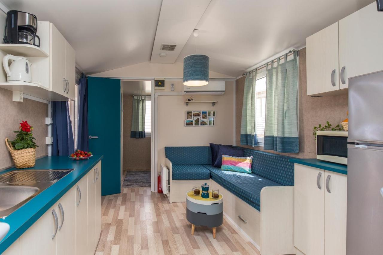 West Coast Mobilhome With Xxl Terrace Tar-Vabriga Екстер'єр фото